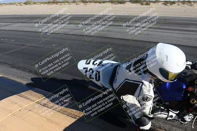 media/Dec-01-2025-Moto Forza (Mon) [[2daa91e15f]]/3-Beginner Group/Session 4 (Turn 10 Inside)/